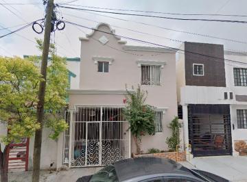 Casa de 3 habitaciones, Santa Catarina · Venta de Casa en Santa Catarina, Nuevo Leon.