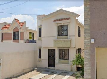 Casa de 3 habitaciones, Santa Catarina · Venta de Casa en Santa Catarina, Nuevo Leon.