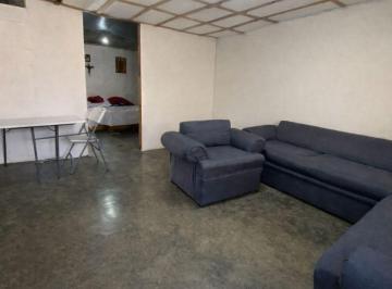 Casa de 1 habitación, Monterrey · Casa con 1 Recámara de 158 m² Superficie de Terreno en La Colonia Morelos Monterrey