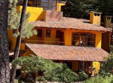 Casa de 6 habitaciones, Mazamitla · Cabaña de Lujo en Venta en Los Cazos, Mazamitla - Jalisco