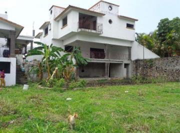 Casa · 523m² · 4 Recámaras · Casa Sola en Venta en Colonia Ampliación 3 de Mayo, Terminala a Tu Gusto