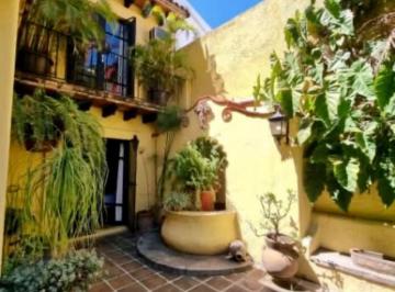 Casa · 300m² · 4 Recámaras · 2 Estacionamientos · Casa en Venta Las Palmas, Cuernavaca