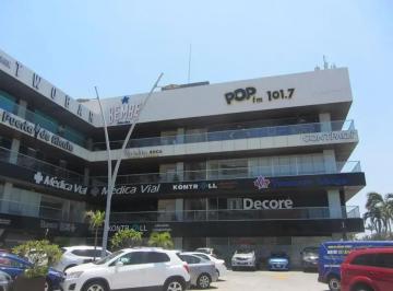 1 · Locales Comerciales en Renta Plaza Vela, Col. Playa de Oro, Boca del Rio