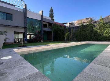 Casa de 4 habitaciones, Temixco · Espectacular Casa en Venta en Burgos Bugambilias