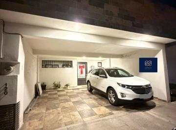 Casa · 3 Recámaras · 2 Estacionamientos · Casa en Fraccionamiento La Yesca