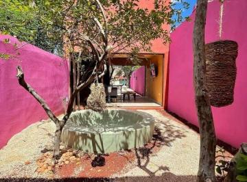 Casa de 1 habitación, Mérida · Casa en Renta o Venta en El Centro de Mérida