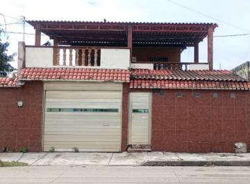 Casa de 4 habitaciones, Coatzacoalcos · Casa en Venta Cerca de La Alameda