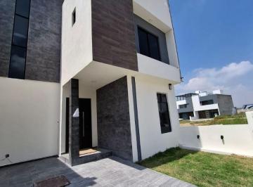 Casa en Venta de 4 habitaciones Fraccionamiento El Saucillo · Casa en Venta en Privada El Saucillo Equipada 4 Recamaras con Roof Garden