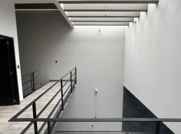 Casa de 3 habitaciones, León · Moderna Casa en Venta en Oportunidad en Bosques del Refugio
