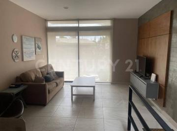 Casa · 154m² · 2 Recámaras · 2 Estacionamientos · Venta de Casa en Puebla, Zavaleta, Zona Udlap