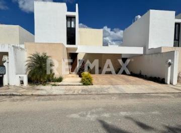 Casa · 228m² · 4 Recámaras · 2 Estacionamientos · Casa en Venta en Praderas del Mayab, Conkal, Yucatán - (4)