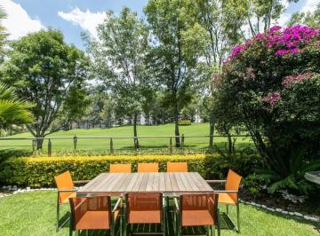 Casa · 586m² · 3 Recámaras · 6 Estacionamientos · Residencia en Lomas Country Club, Huixquilucan, Edomex