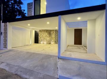 Casa de 4 habitaciones, Mérida · Casa de Entrega Inmediata Zona Norte