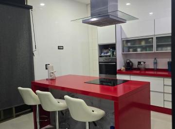 Casa · 400m² · 3 Recámaras · 5 Estacionamientos · Casa en Yucatán Country Club