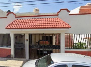 Casa de 3 habitaciones, Othón P. Blanco · Casa con 218 m² Superficie de Terreno, 3 Habitaciones en Venta en Chetumal
