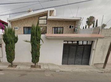 Casa de 4 habitaciones, Puebla · Casa con 224 m² Superficie de Terreno, 4 Dorm. en Venta, Loma Linda