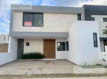 Casa · 210m² · 3 Recámaras · 1 Estacionamiento · Casa en Mayorca Residencial
