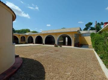 Casa · 3 Recámaras · 50 Estacionamientos · Casa en Venta, Lázaro Cárdenas, Mérida Yucatán, Entrega Inmediata.