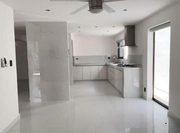 Casa · 317m² · 4 Recámaras · 5 Estacionamientos · Casa en Venta Ubicada en Ciudad Caucel, Mérida Lista Para Habitar.