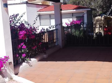Casa de 4 habitaciones, Querétaro · A Menos de 5 Minutos Pie de Los Arcos. Magnífica Oportunidad!