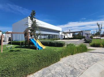 3fa0de4a8e85cbb4aa00c918a2e4ff201480f793a15142c596021e425b0ad3a6 · Casa en Venta con Espacios Amplios y Rooftop