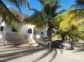 Casa de 3 habitaciones, Telchac Puerto · Venta Casa 3 Recamaras, Alberca, en Telchac Puerto, Progreso, Yucatan, con Amplio Terreno