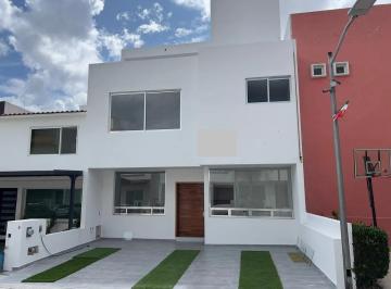Casa en condominio · 235m² · 3 Recámaras · Casa en Milenio III, Querétaro