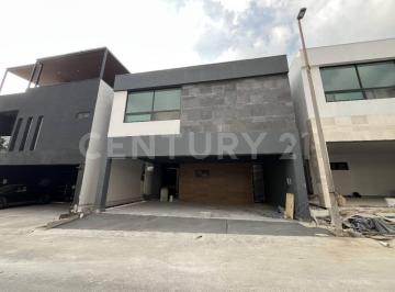Casa · 346m² · 4 Recámaras · 3 Estacionamientos · Propiedad en Venta en Mítica Residencial