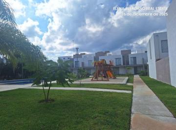 Casa de 2 habitaciones, Solidaridad · Casa en Renta en Playa del Carmen Sin Muebles