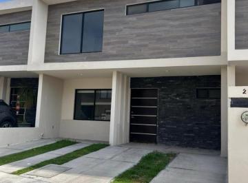 Casa en condominio · 156m² · 4 Recámaras · 3 Estacionamientos · Casa en Condominio - Residencial El Refugio
