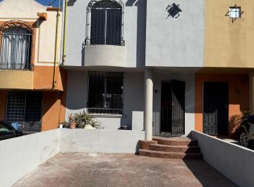 Casa de 3 habitaciones, Tijuana · Venta de Casa en Colinas de California