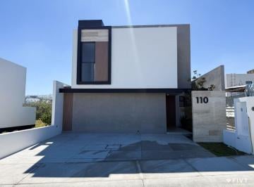 Casa de 4 habitaciones, El Marqués · Casa con 185 m² Superficie de Terreno, 4 Recámaras en Venta en Zibatá