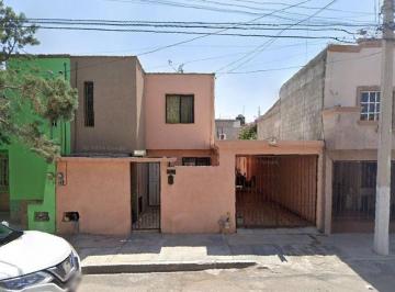 Casa de 3 habitaciones, Saltillo · Venta de Casa en Díaz Ordaz. Saltillo