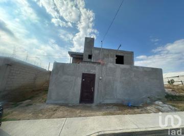 Casa · 180m² · 3 Recámaras · 4 Estacionamientos · Casa en Venta en Tepetitla, Tlaxcala. en Obra Negra