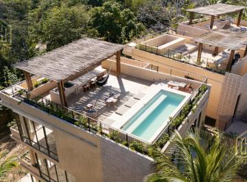 Departamento · 159m² · 1 Recámara · 1 Estacionamiento · En Venta Penthouse de 1 Habitación y Alberca en Bacalar con Vista a La Laguna