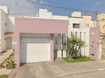 Casa de 3 habitaciones, Durango · Venta de Casa en Calle Zirconiocolonia Cdad Industrialdurango, Durango
