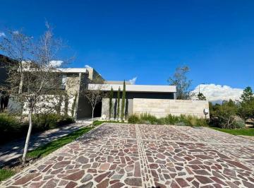 Casa de 3 habitaciones, León · Casa en Venta de 1 Planta en La Campiña