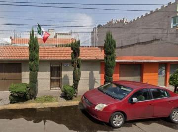 Casa de 3 habitaciones, Nezahualcóyotl · Casa en Venta Bosques de Asia, Bosques de Aragón, Ciudad Netzahualcoyotl, Recuperación Bancaria