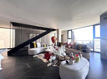 Casa en Venta de 4 habitaciones Club de Golf la Loma · Casa en Venta en El Club de Golf La Loma en San Luis Potosi, con Elevador