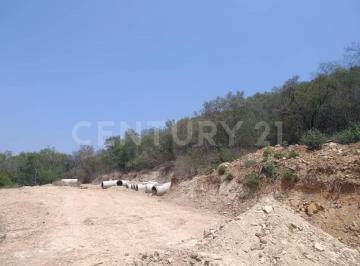 Terreno / Lote · 288m² · Terreno en Venta en Bosques de Las Misiones, Sector Roble