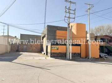 Local comercial · 390m² · 5 Estacionamientos · Local - Don Antonio