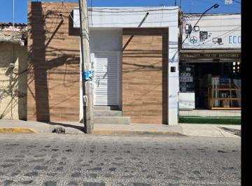 Casa uso de suelo de 6 habitaciones, Tlajomulco de Zúñiga · Casa con 290 m² de Superficie de Terreno y 6 Habitaciones en Renta en Santa Anita, Uso Comercial