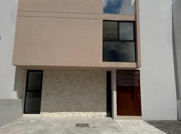Casa · 196m² · Casa en Residencial El Refugio