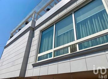 Casa · 569m² · 3 Recámaras · 2 Estacionamientos · Casa en Tecamachalco Huixquilucan