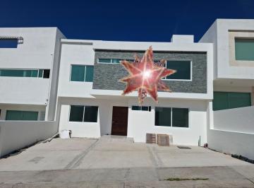 Casa · 259m² · 4 Recámaras · 3 Estacionamientos · Casa Venta Fraccionamiento Lomas de Juriquilla Queretaro Precio de Preventa