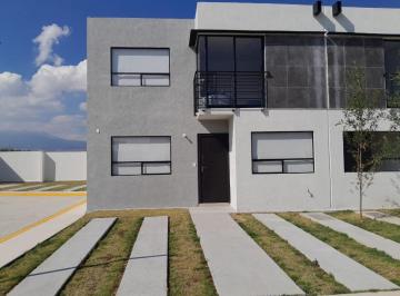 Casa de 3 habitaciones, Metepec · Casa de Tres Recamaras a Solo 10 Minutos de Galerias Metepec