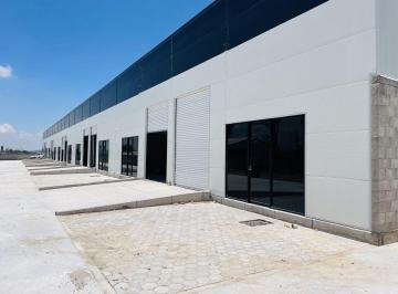 Bodega comercial · 216m² · 2 Estacionamientos · Bodegas en Renta Cerca del Parque Industrial Balvanera Querétaro. Gps