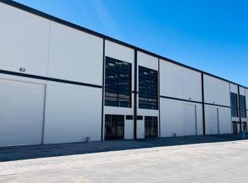 Bodega comercial · 1440m² · 16 Estacionamientos · Bodega en Renta 1440 m² Zona Parque Industrial Querétaro. Gps