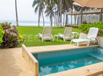 Departamento · 192m² · 3 Recámaras · 1 Estacionamiento · Venta de Departamento en El Condominio Albatros, Acapulco Diamante