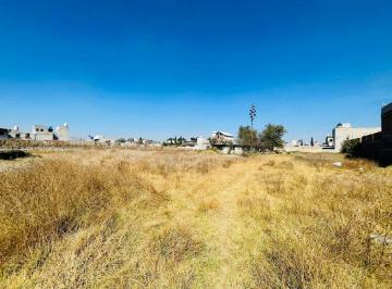 Terreno / Lote · 3000m² · Venta de Terreno en San Cristóbal Huichochitlán Toluca Méx. Zona con Alta Plusvalía Superficie: 3
